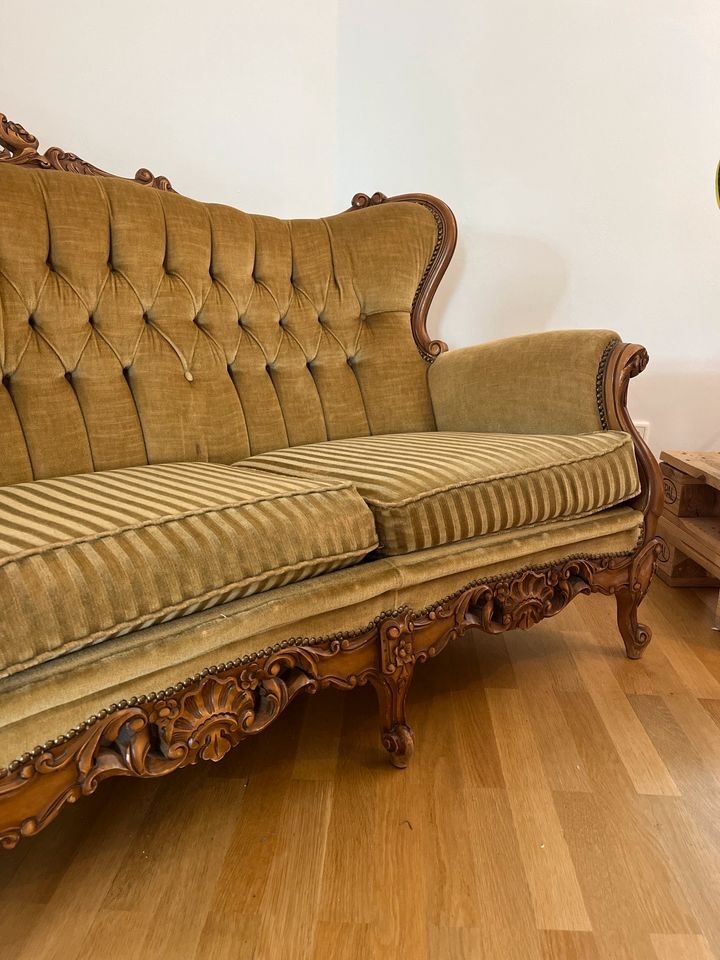 Wunderschönes Chippendale Sofa zu verkaufen / Vintage in München