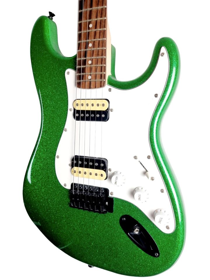 2016 Fender Squier Affinity Strat Sparkling Green Limited Edition in Linsengericht