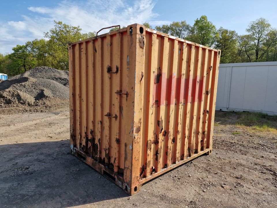 Lagercontainer Seecontainer Container in Mücke