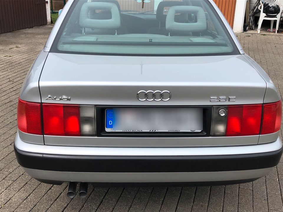 Audi 100 Typ c4 2,8 in Essen