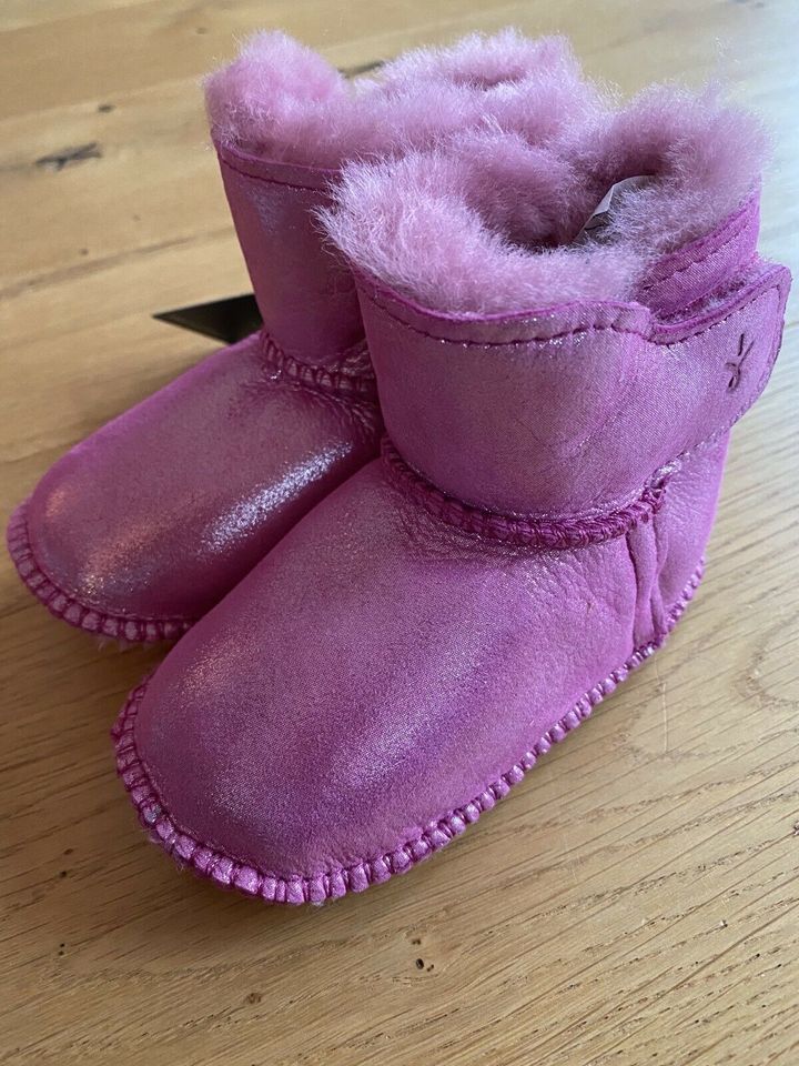 Emu Australia Lammfell Boots pink Baby 12-18 Monate in Hofheim am Taunus