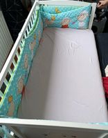 Kinderbett mit Matratze und Bettlaken Mecklenburg-Vorpommern - Neubrandenburg Vorschau