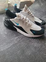 Nike Air 270 Herren Schuhe sneaker Gr. 44 super Zustand Bayern - Bad Abbach Vorschau