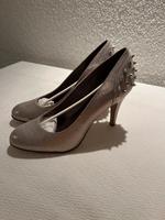 Graceland Pumps mit Nieten Größe 38 NEU MIT ETIKETT Baden-Württemberg - Pliezhausen Vorschau