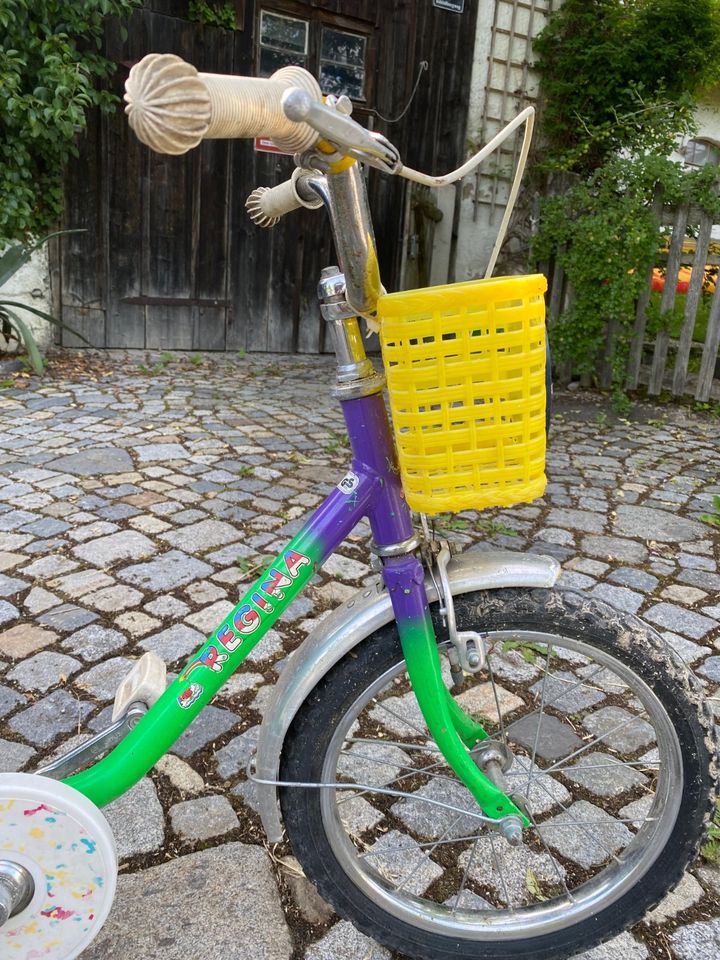 Kinderfahrrad, mit Korb, funktioniert einwandfrei in Icking