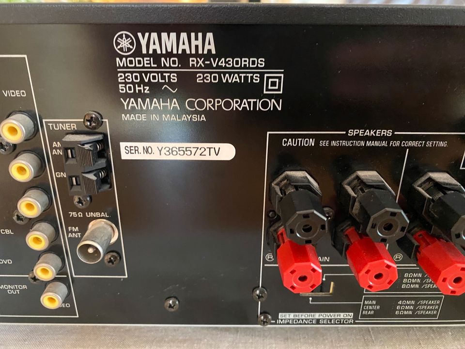 Yamaha AV Receiver RX-V430RDS in Lemgo