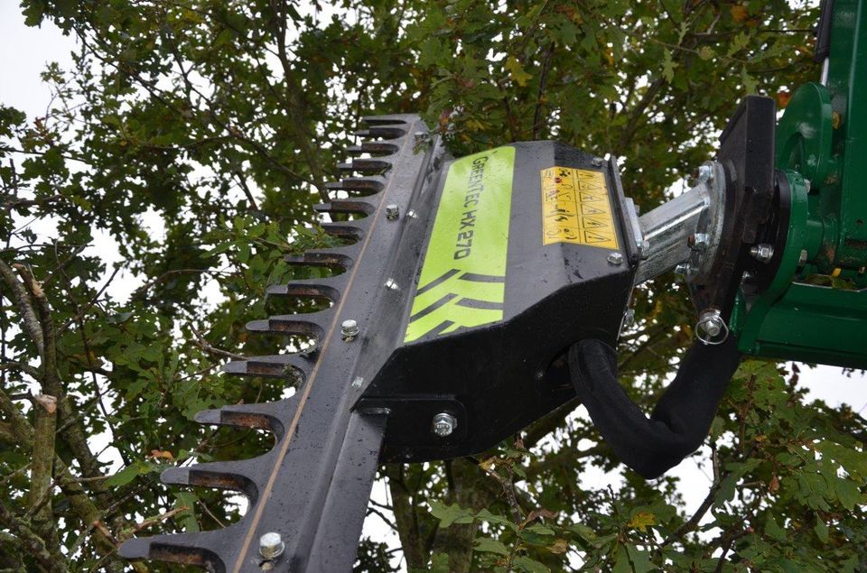 GREENTEC HX 270 Astschere für Bagger /Radlader /Traktor in Schmallenberg