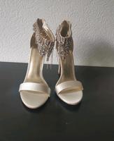 Brautschuhe mit Absatz und Kristall Verzierung, High-Heel-Pumps Duisburg - Walsum Vorschau