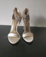 Brautschuhe mit Absatz und Kristall Verzierung, High-Heel-Pumps Duisburg - Walsum Vorschau