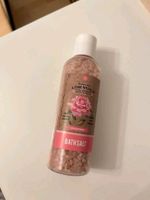 Badesalz Duft Rose (neu ungeöffnet) Hessen - Fernwald Vorschau