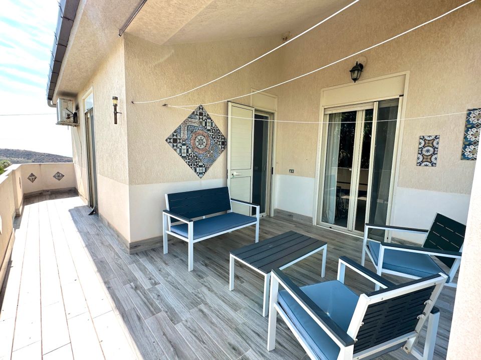 Agrigento, Sizilien: Traumhaftes Ferienhaus mit seitlichem Meerblick in Saarbrücken