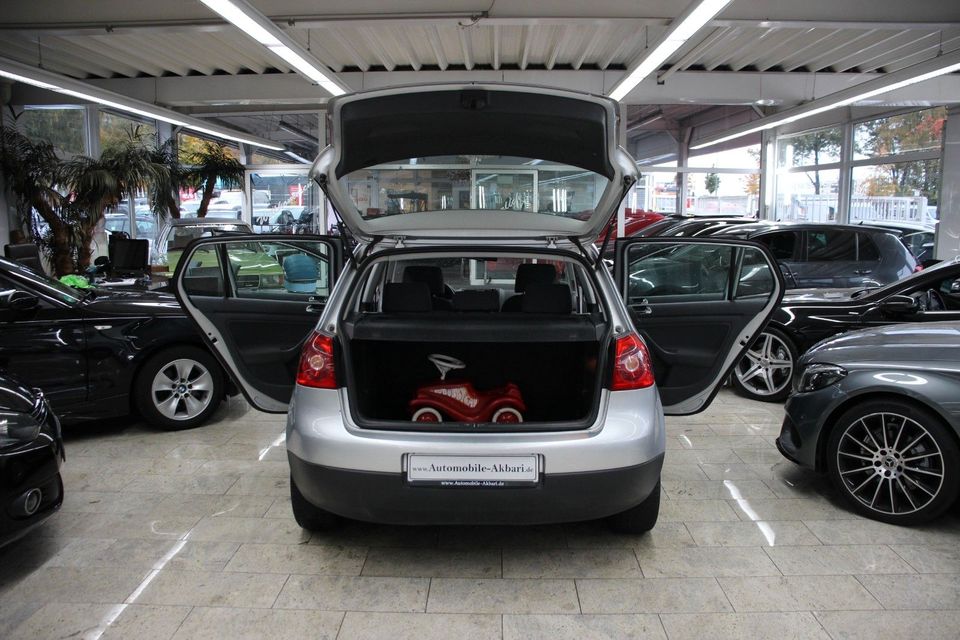 Volkswagen Golf V Lim. Trendline in Essen