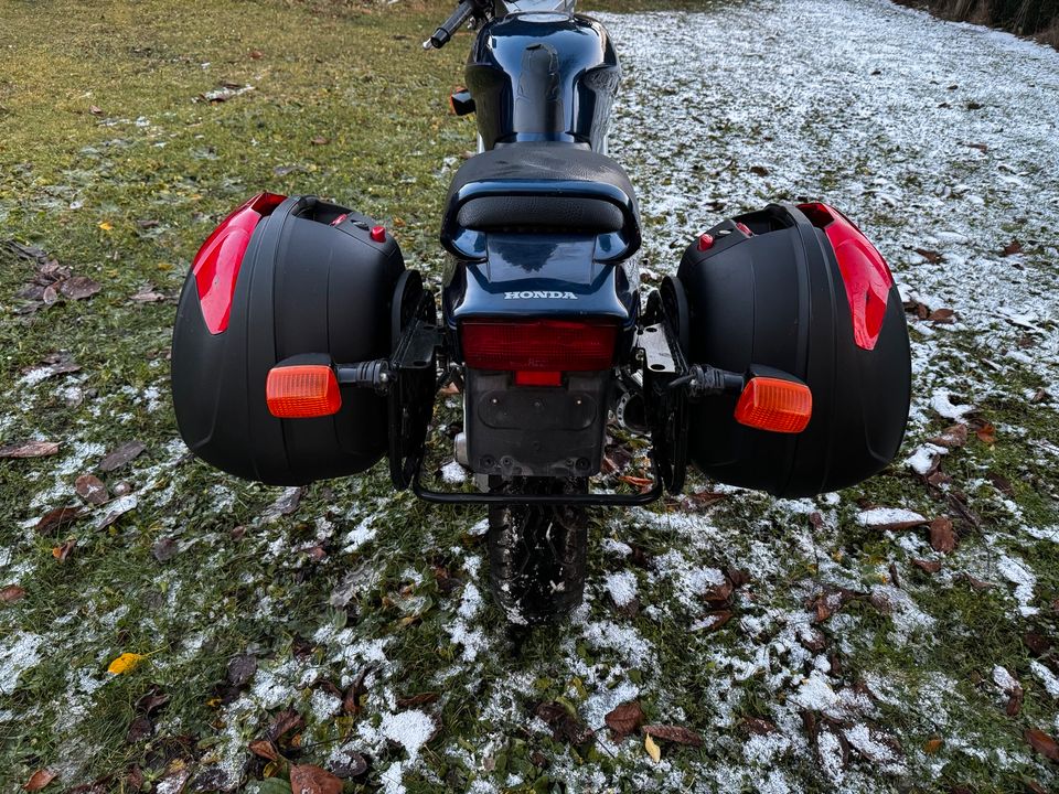 Motorrad Bike Honda NTV 650 Revere dunkelblau TÜV bis Nov. 2025 in Simbach