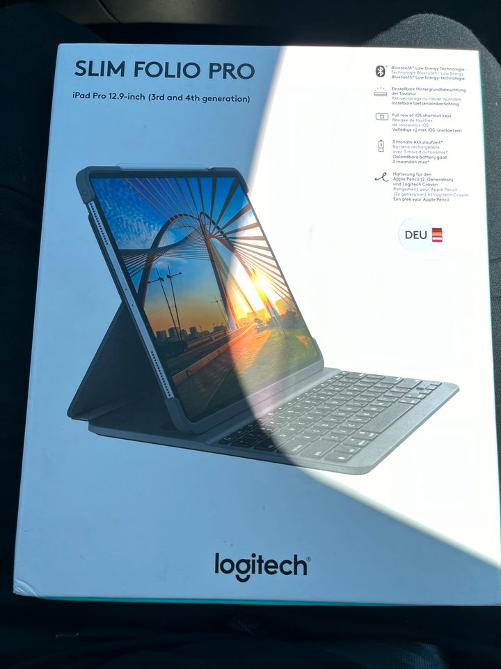 Logitech Slim Folio Pro iPad Pro 12,9 Inch dritte und vierte Gen in Köln