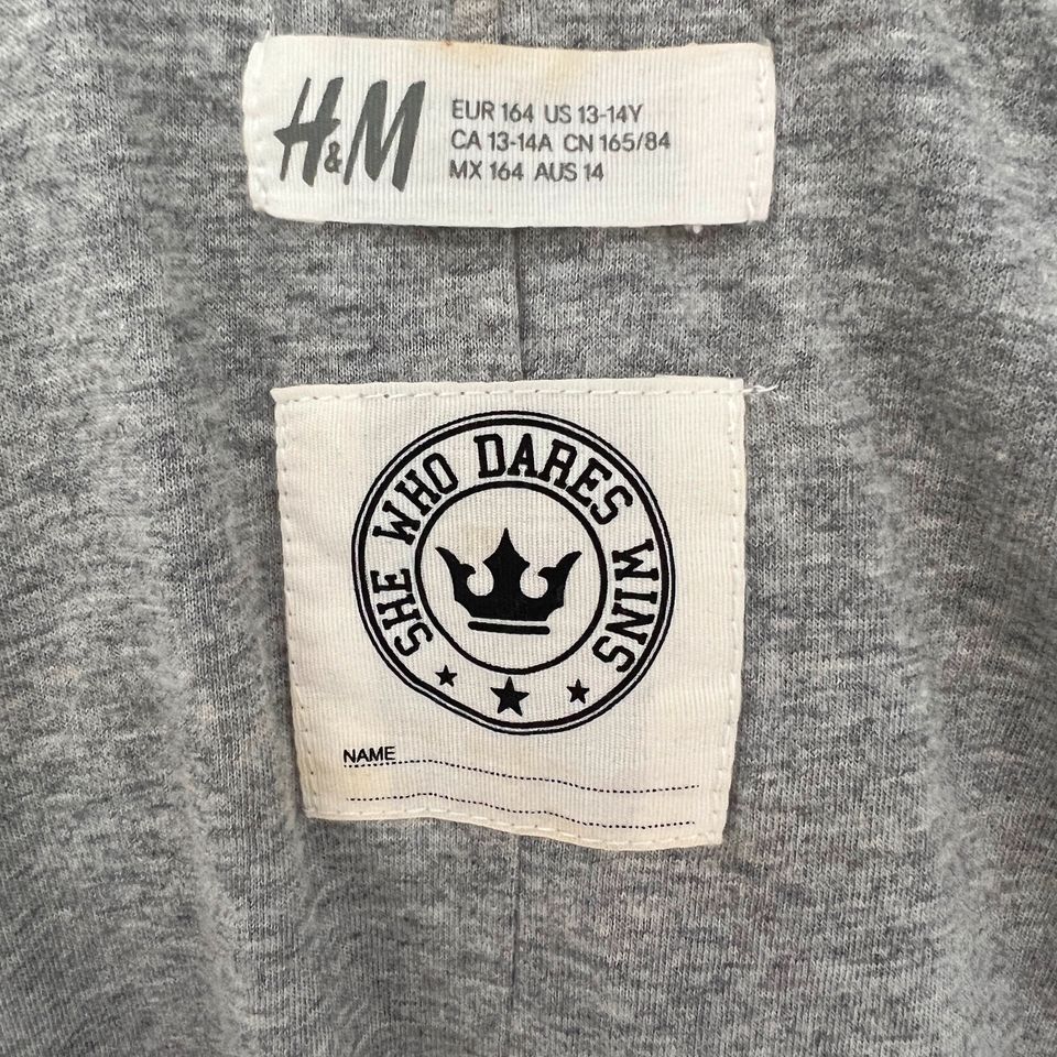 H&M khakigrün Regenjacke Mädchen Parka lange Jacke Gr. 164 in Scheeßel