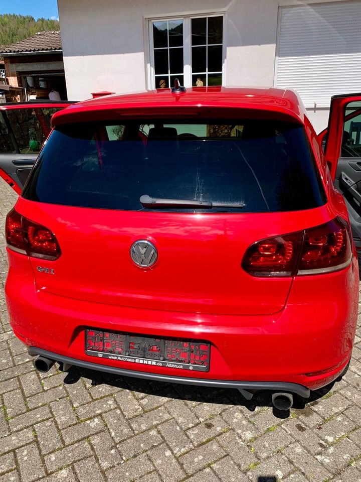 Golf VI GTI EDITION 35 DSG NAVI,XENON,LEDER,RFK,GETRIEBE DEF. in Hohentengen am Hochrhein