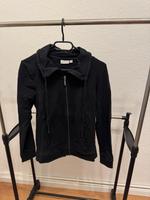 Dickere Strickjacke mit Kragen - Schwarz Neustadt - Gartenstadt Süd Vorschau