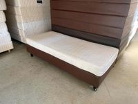 HOTEL BOXSPRING BETT 90X200CM FBF SET GEBRAUCHT GUTER ZUSTAND Nordrhein-Westfalen - Langenfeld Vorschau