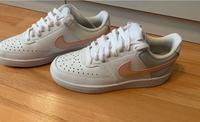 Nike Sneaker. Thüringen - Meiningen Vorschau