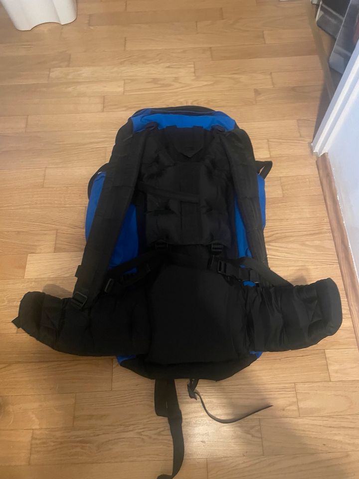 Trekking Rucksack 78 Liter in München