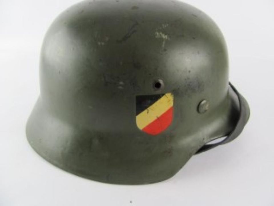 Sammler sucht Stahlhelme und Militaria aus dem 1. u 2. Weltkrieg in Hilden