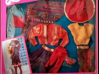 BARBIE 1991 HAUTE COUTURE FASHIONS VINTAGE KLEIDUNG ZUBEHÖR NRFB Wandsbek - Hamburg Volksdorf Vorschau