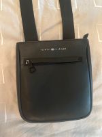 TOMMY HILFIGER Bauchtasche/Umhängetasche/Tasche für Herren Hessen - Marburg Vorschau