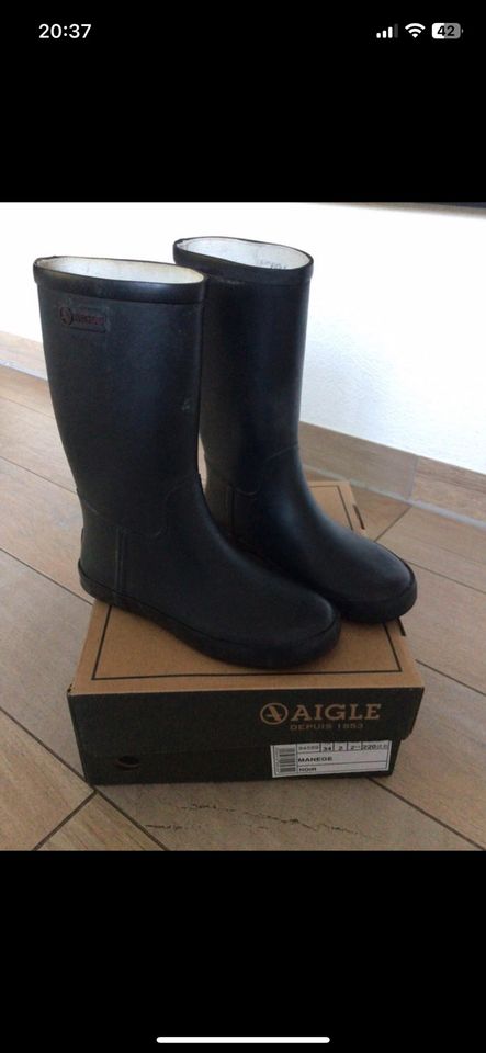 Aigle Stiefel Größe 34 schwarz in Antweiler