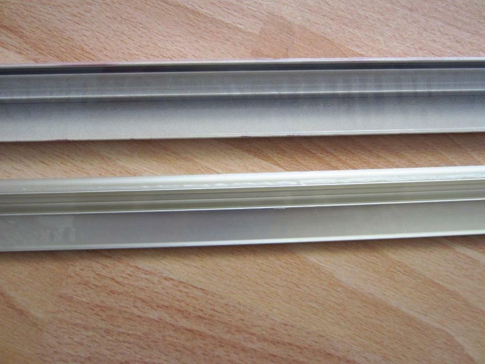 Leiste für Wandabschluss, Bodenabschluss 100 x 32 mm, Clip-System in Oberursel (Taunus)