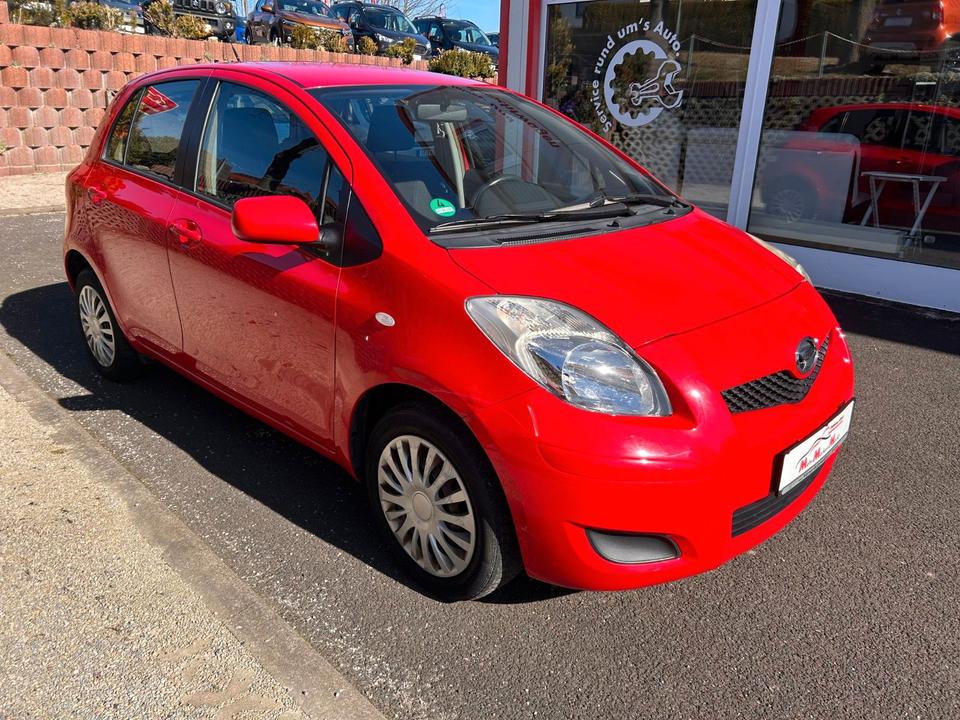 Daihatsu Charade 1,33 Dual-VVT-i ATM 36 Tkm +Winterräder in Ilmenau