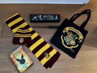 Harry Potter Mütze, Schal, Elbenwald Zauberstab mit Leuchtfunktio Hessen - Wiesbaden Vorschau