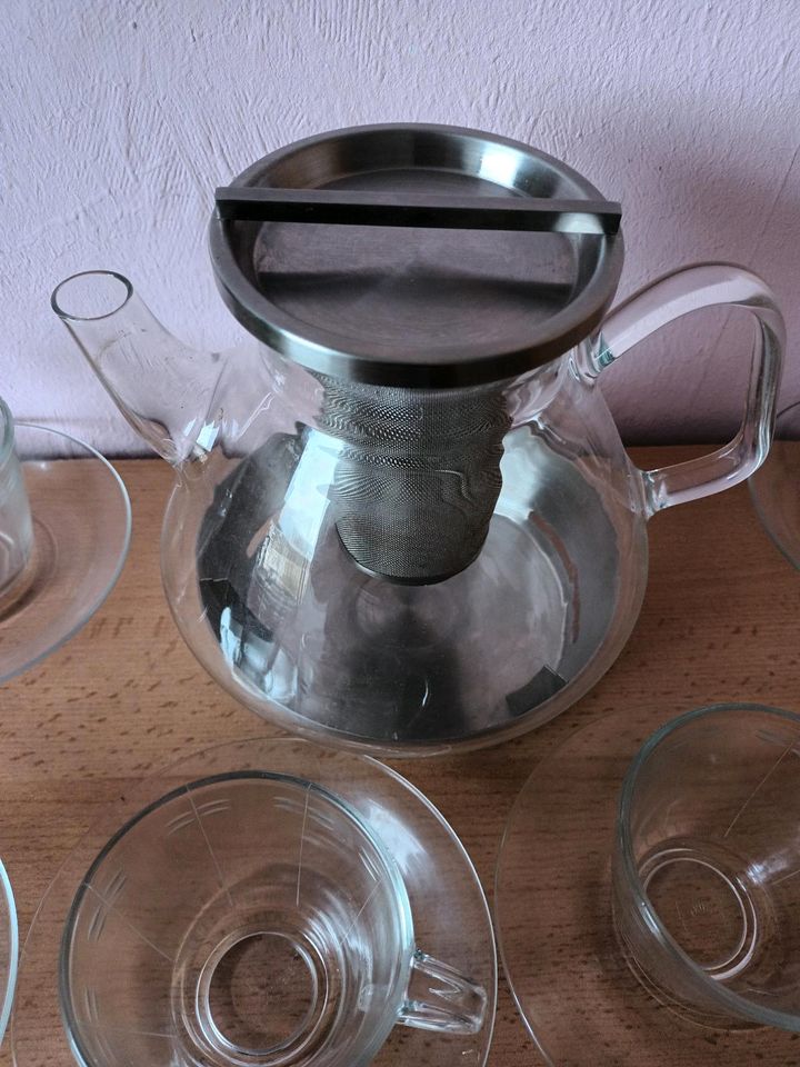 Ich biete Tee Service  aus Glas an in Kiel