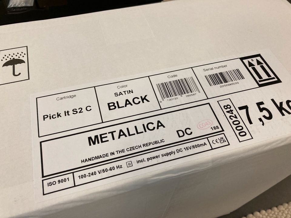 Pro-Ject Metallica Plattenspieler - limitiert! 1x zum Sonderpreis in Bamberg