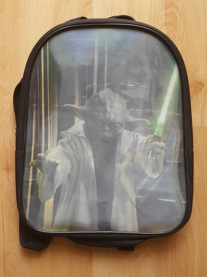 Kinderrucksack mit JODA Hologramm StarWars in Hamburg