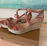 Unisa Plateau Sandalen Gr. 40 rosa NP 109€ Hessen - Wiesbaden Vorschau