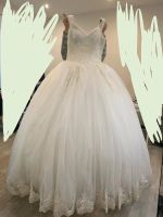 Brautkleid/Prinzessinmode mit tüll und perlen/ hochzeitskeid Schleswig-Holstein - Bordesholm Vorschau