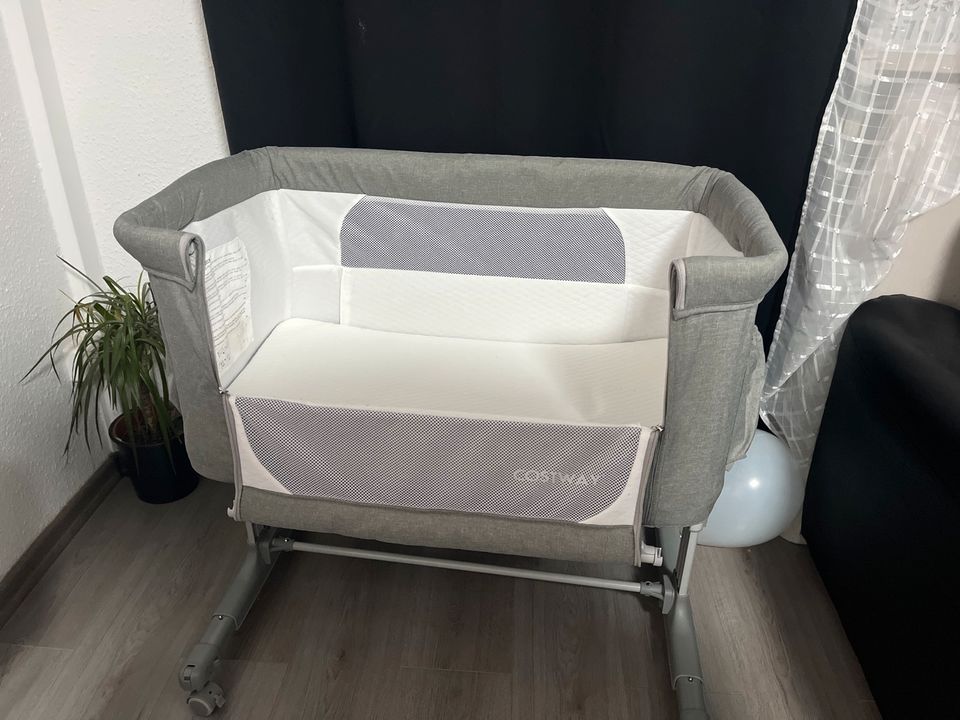 Babybett (3-in-1-Babywiege) in Schwalbach a. Taunus