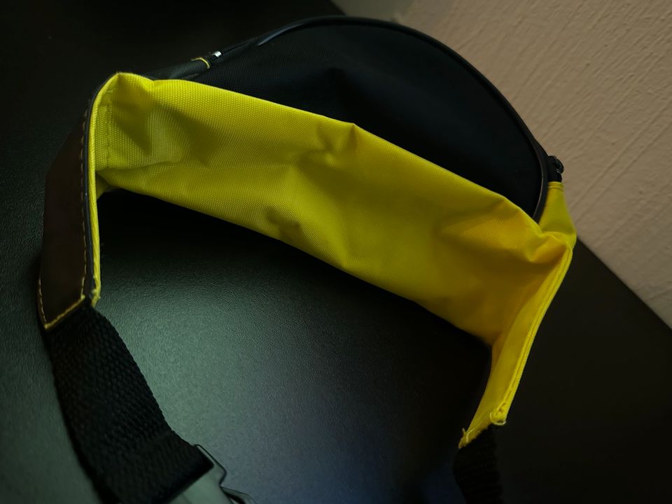 Borussia Dortmund Kinder bauchtasche in Zülpich