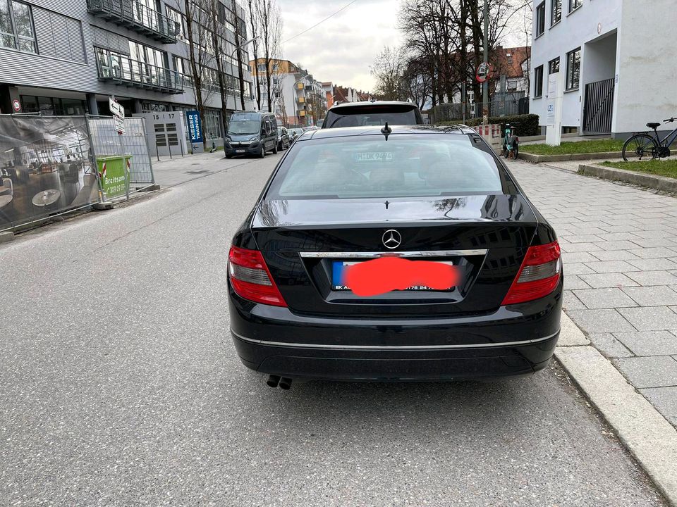 Mersedes benz C180 in München