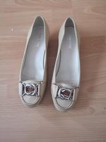 Geox Damen Schuhe Pumps Leder Gr. 39 neu Nordrhein-Westfalen - Gelsenkirchen Vorschau