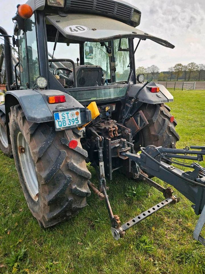 Traktor agroplus 70 in Saerbeck