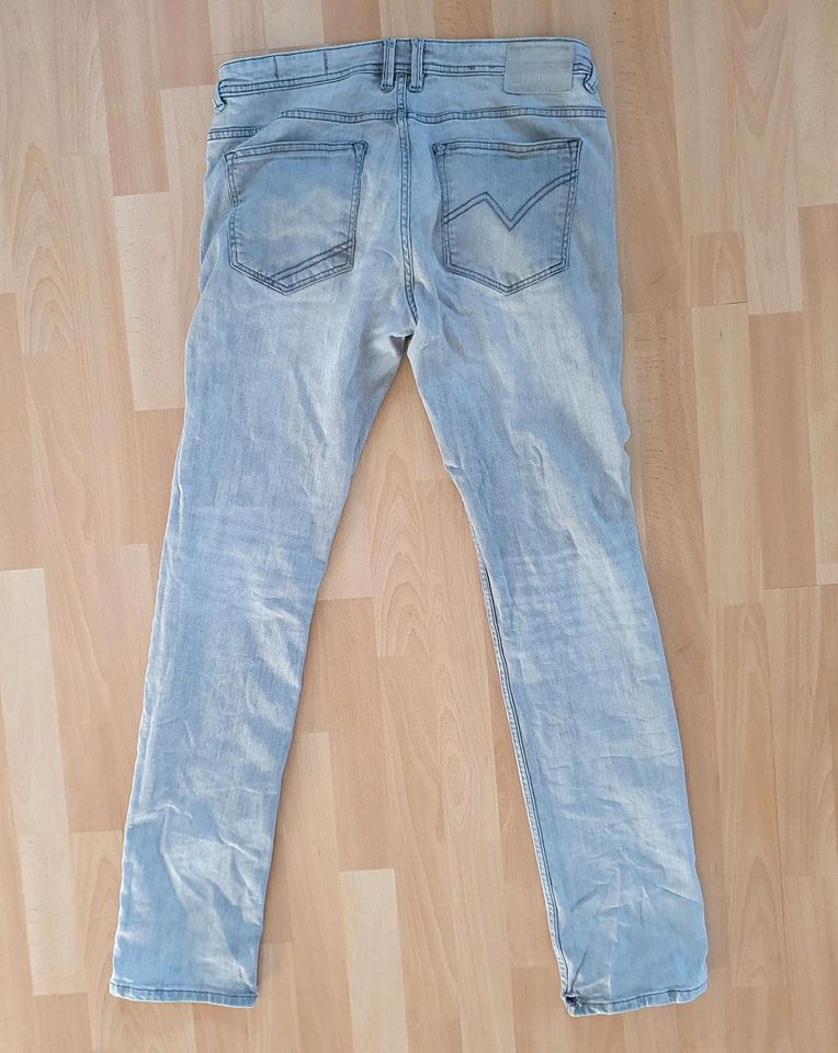 Tom Tailor Jeans Grau Herren 33/36 in Riedstadt