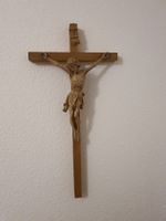 Kruzifx 30cm x 60cm / Jesus-Kreuz / handgeschnitzt geschnitzt Saarland - Saarwellingen Vorschau