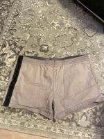 Dior Homme Badehose Short flieder/ grau washed-out look 48 M Niedersachsen - Wallenhorst Vorschau