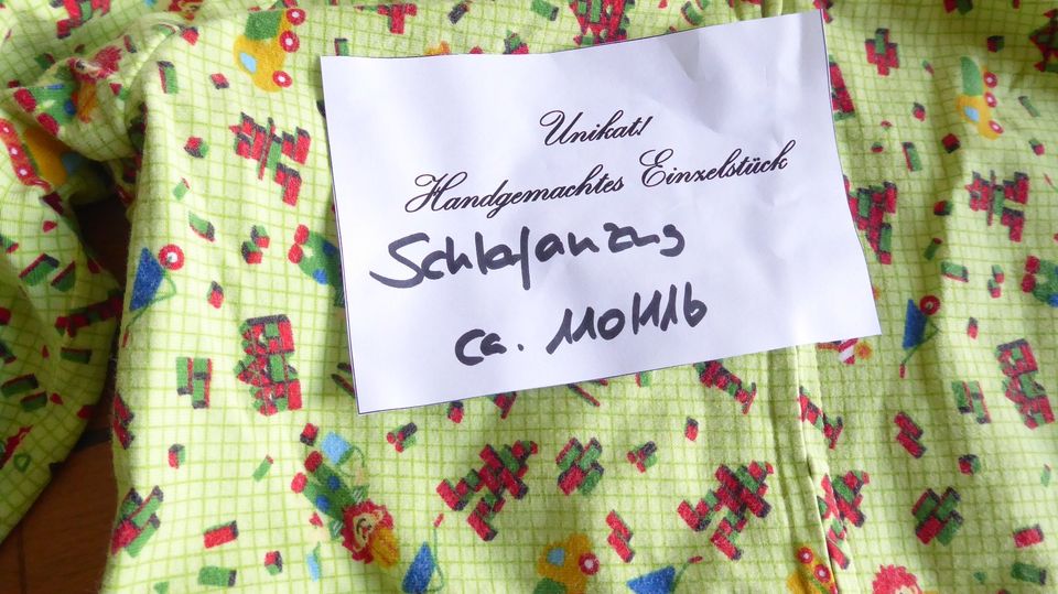 Handmade Schlafanzug / Onsie / Overall ca 110/116 in Langenzenn