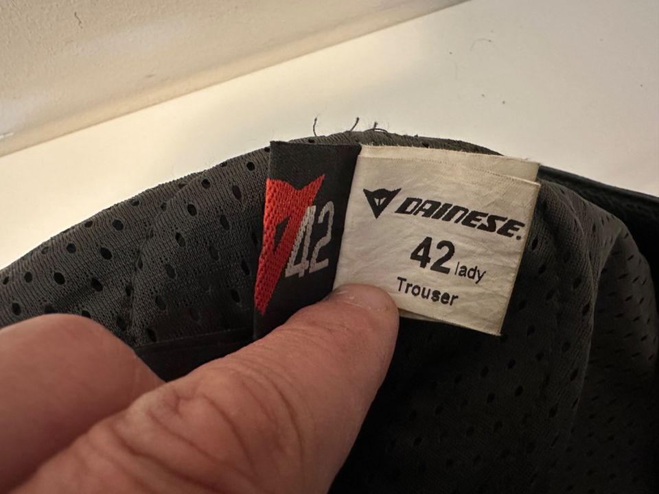 Damen Motorradhose Dainese Pony C2 in Größe 36 in Bremervörde