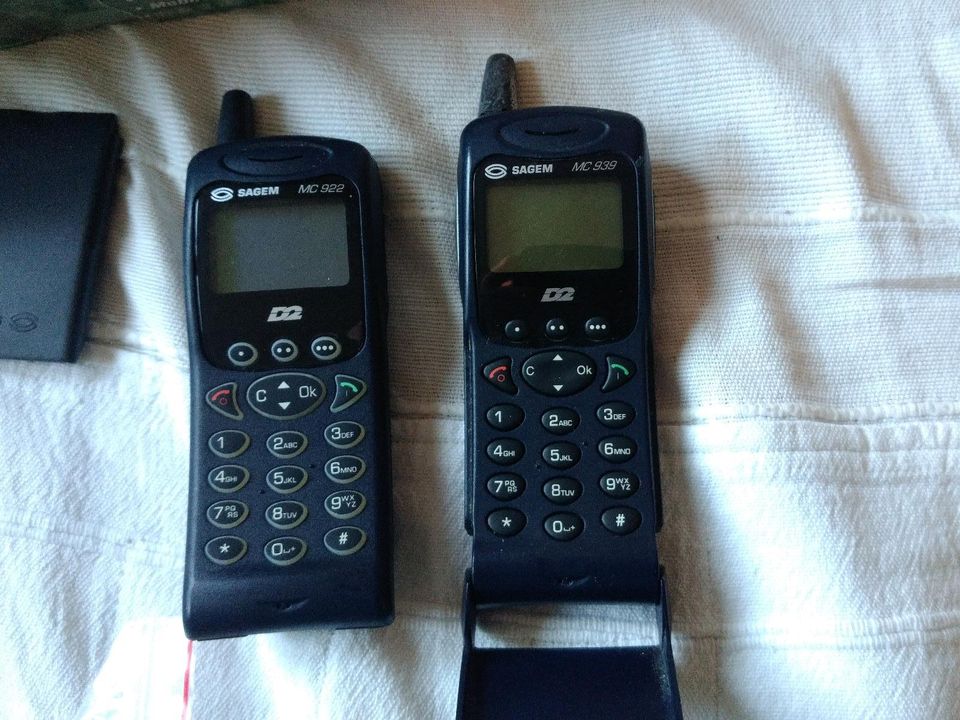 2x Handy Sagem 722 bzw 739 an Bastler in Korntal-Münchingen