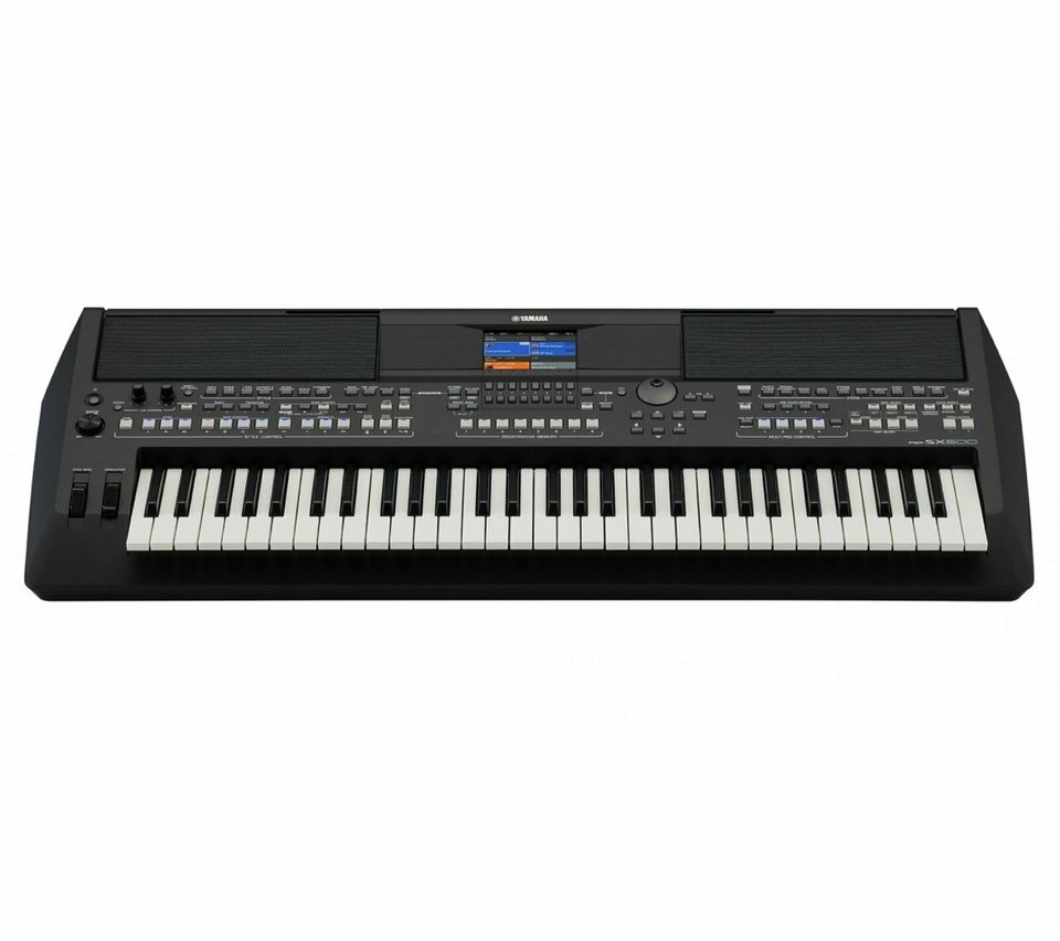 Yamaha PSR-SX600 in Brilon