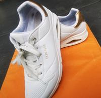 Skechers in weiß aus der aktuellen Kollektion Nordrhein-Westfalen - Bergkamen Vorschau