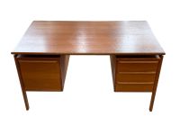 SCHREIBTISCH VINTAGE MID CENTURY 60ER TEAK VOLLHOLZ DANMARK Wandsbek - Hamburg Eilbek Vorschau